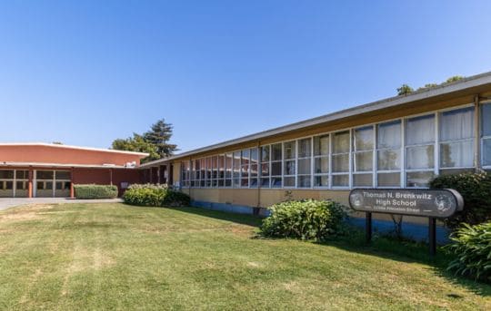 Brenkwitz High School Counseling Information for Teens in Hayward